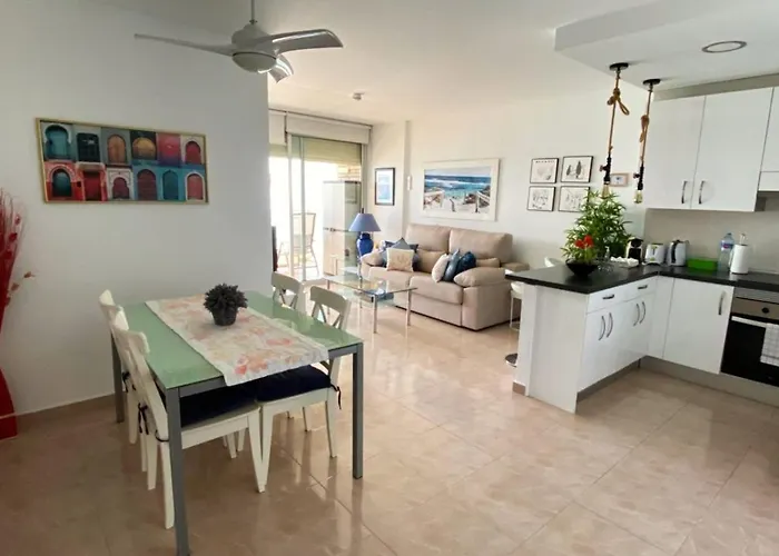 Apartamento Con Vistas Al Mar Primera Linea De Playa Del Postiguet