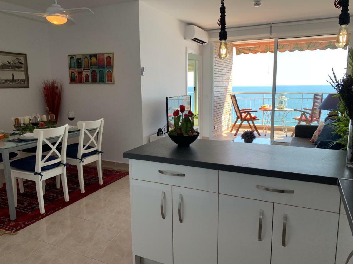 Apartament Con Vistas Al Mar Primera Linea De Playa Del Postiguet *